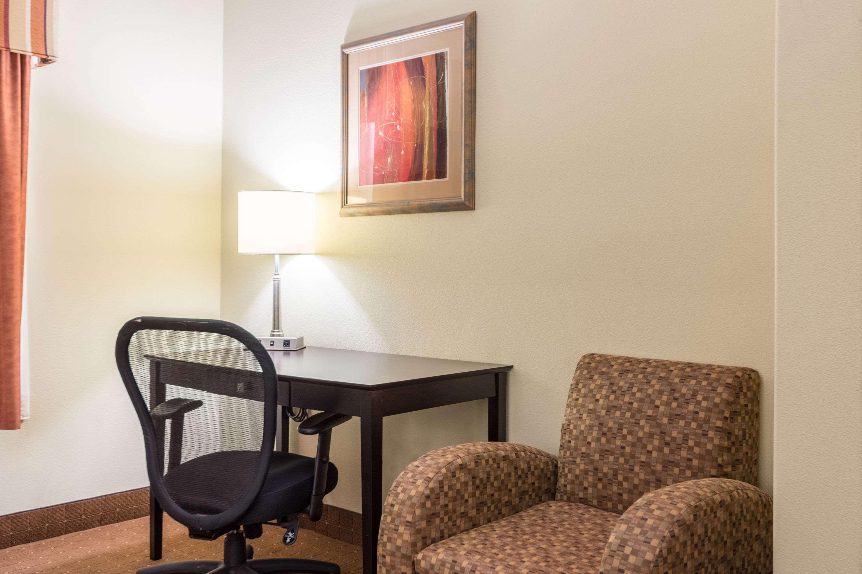 Comfort Inn & Suites Scott-West Lafayette Ngoại thất bức ảnh